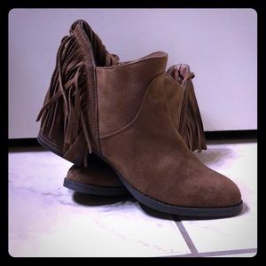 Brown fringe rustic ankle boots
